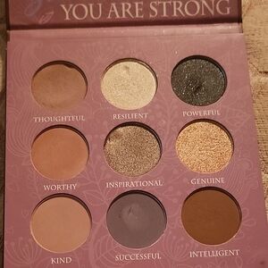 Empowering Eyeshadow Palette - Gold, Black, Brown Shades